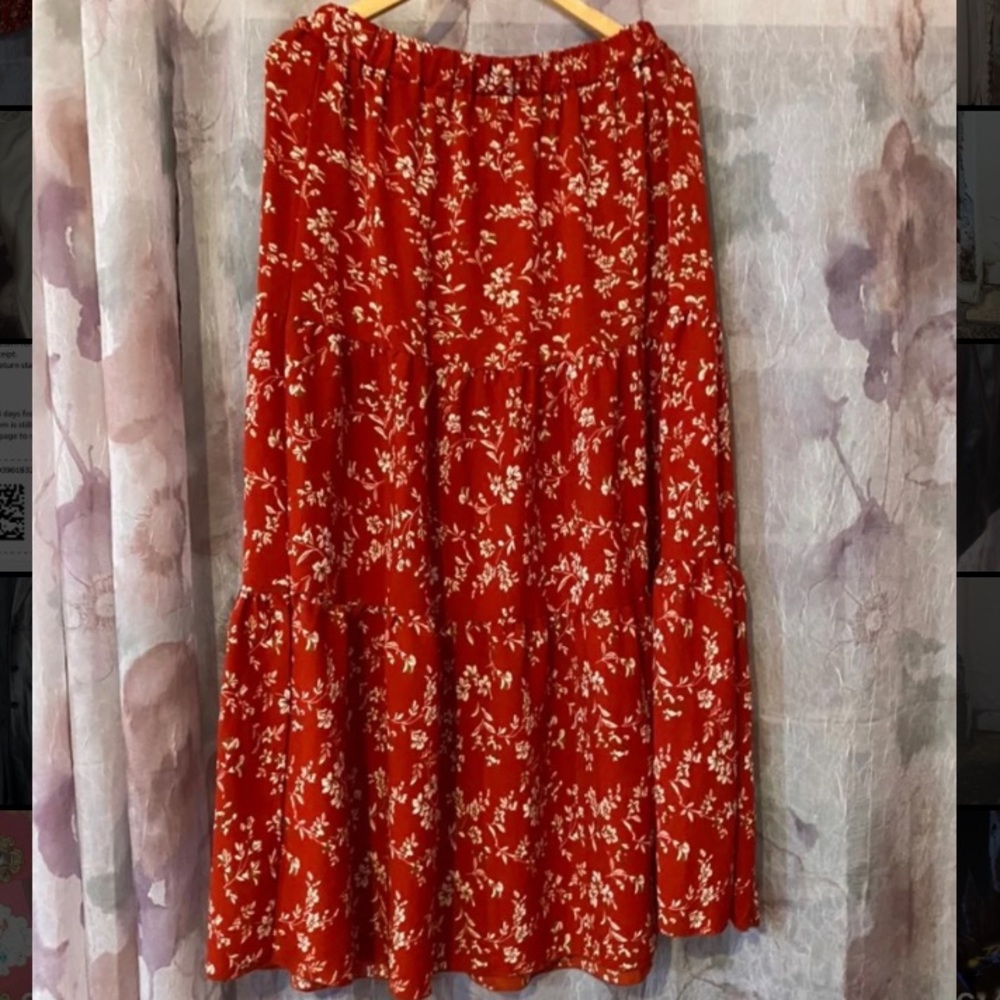 Two piece set - Picture 3 of 3